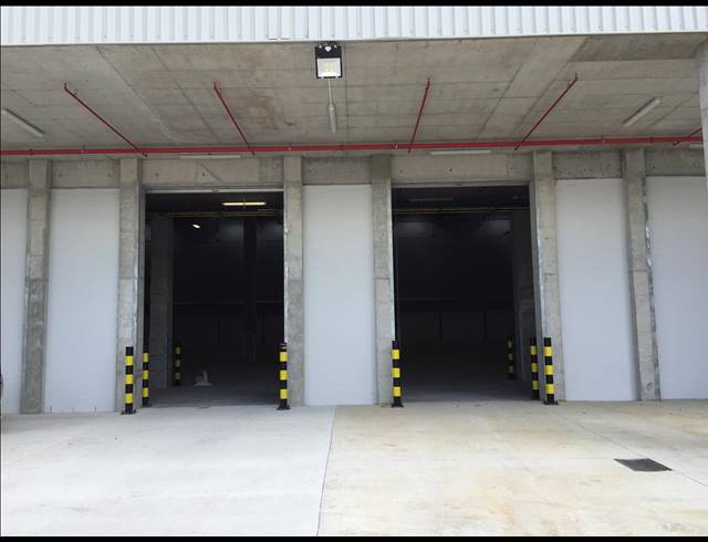 4,167M² FACTORY TO LET IN AIRPORT INDUSTRIA
